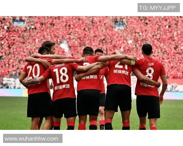 吴言足球:探讨中国足球的未来与发展之路 吴言足球:探讨中国足球的未来与发展之路